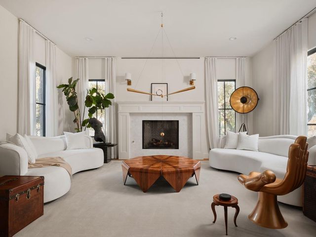 400 Inwood RD, Austin, TX 78746