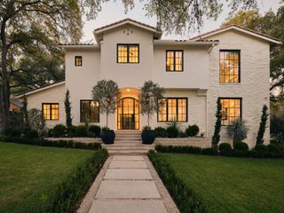 400 Inwood RD, Austin, TX 78746