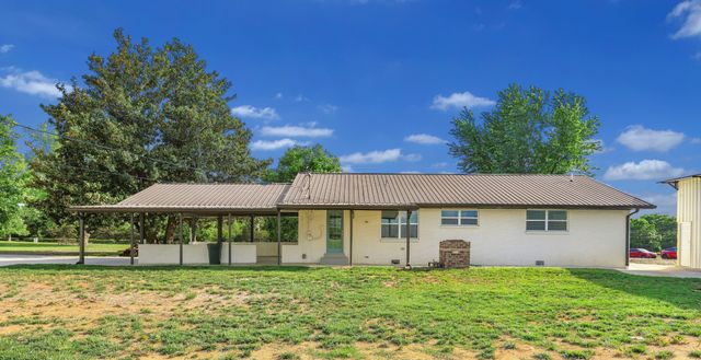 1944 Weeks Rd, Murfreesboro, TN 37127
