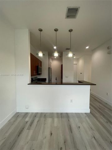 412 SW 13th Ter 412, Fort Lauderdale, FL 33312
