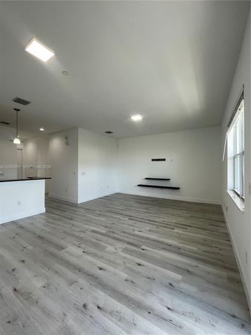 412 SW 13th Ter 412, Fort Lauderdale, FL 33312