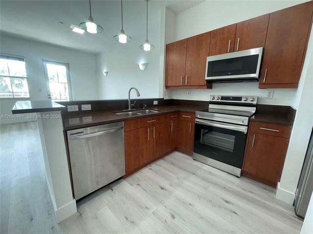 412 SW 13th Ter 412, Fort Lauderdale, FL 33312