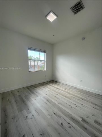 412 SW 13th Ter 412, Fort Lauderdale, FL 33312