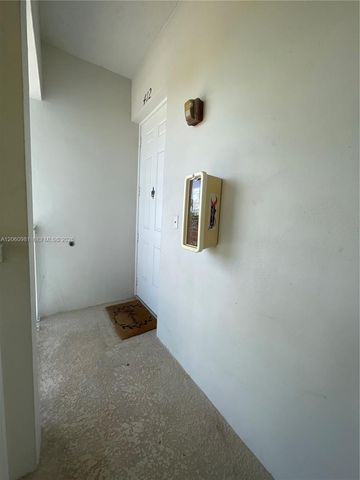 412 SW 13th Ter 412, Fort Lauderdale, FL 33312
