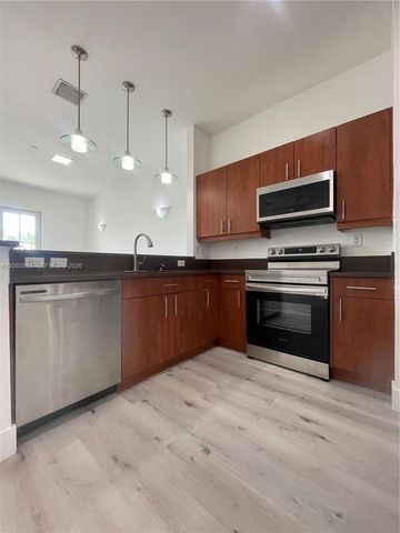 412 SW 13th Ter 412, Fort Lauderdale, FL 33312