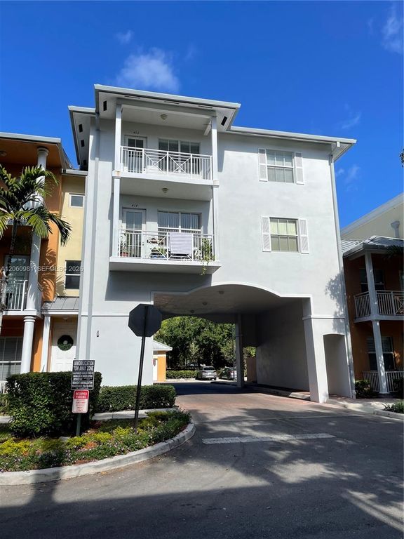 412 SW 13th Ter 412, Fort Lauderdale, FL 33312