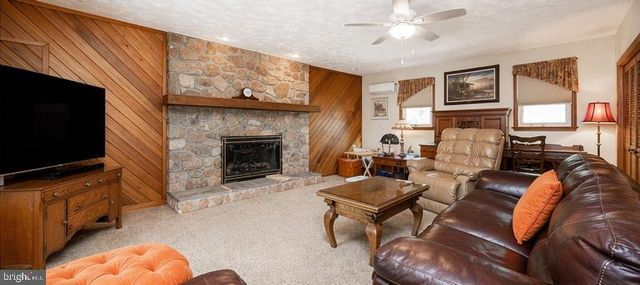 3076 CONESTOGA RD, Glenmoore, PA 19343