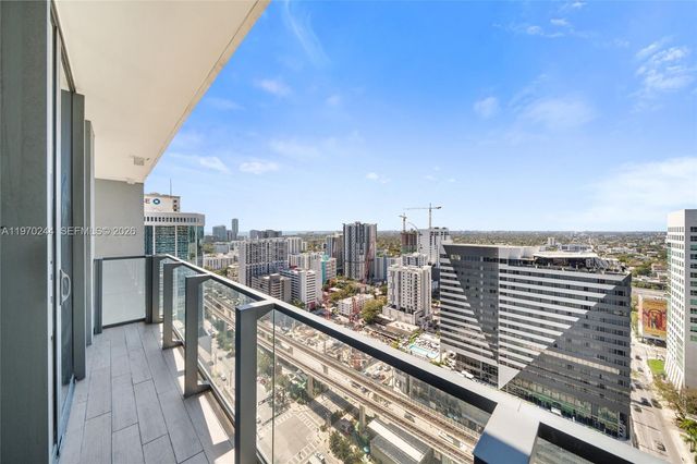 88 SW 7th St 2312, Miami, FL 33130