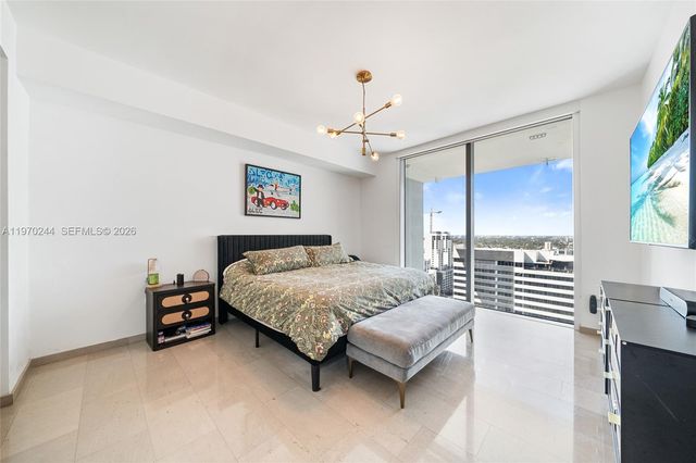 88 SW 7th St 2312, Miami, FL 33130