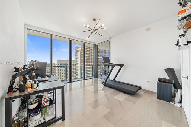 88 SW 7th St 2312, Miami, FL 33130