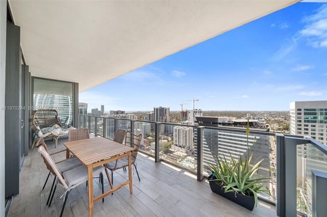 88 SW 7th St 2312, Miami, FL 33130