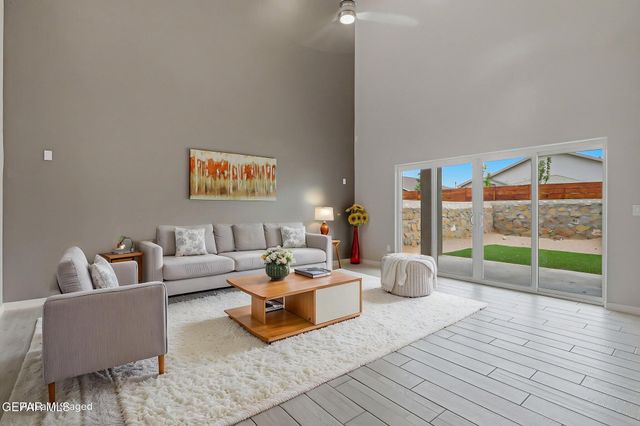 641 La Entrada Circle, Santa Teresa, NM 88008