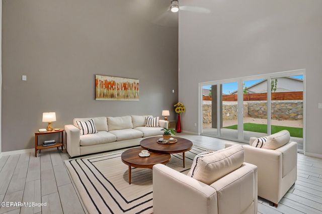 641 La Entrada Circle, Santa Teresa, NM 88008