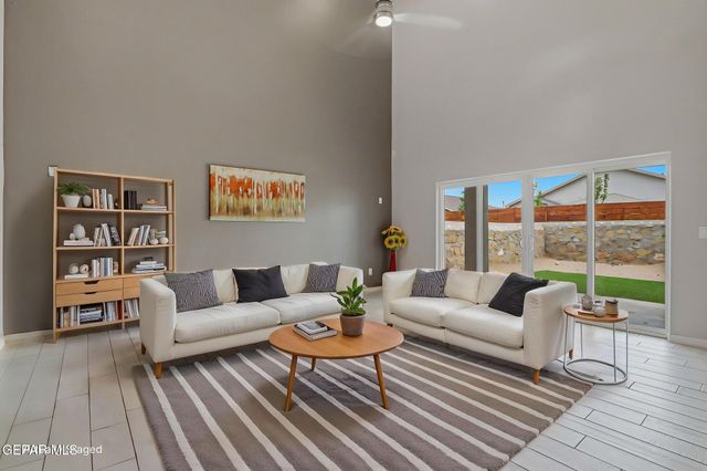 641 La Entrada Circle, Santa Teresa, NM 88008