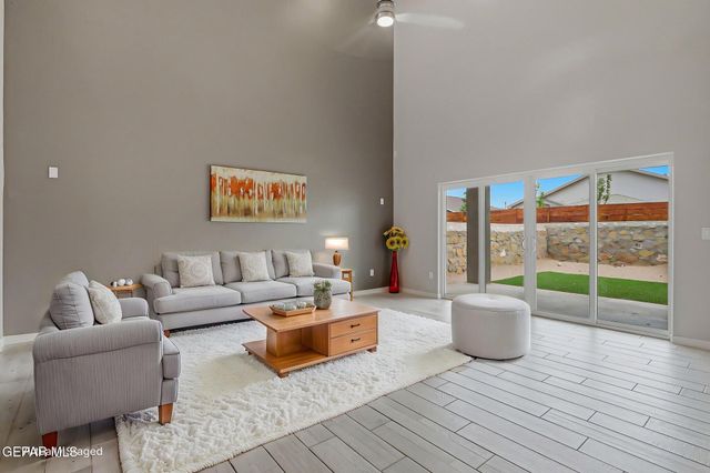 641 La Entrada Circle, Santa Teresa, NM 88008