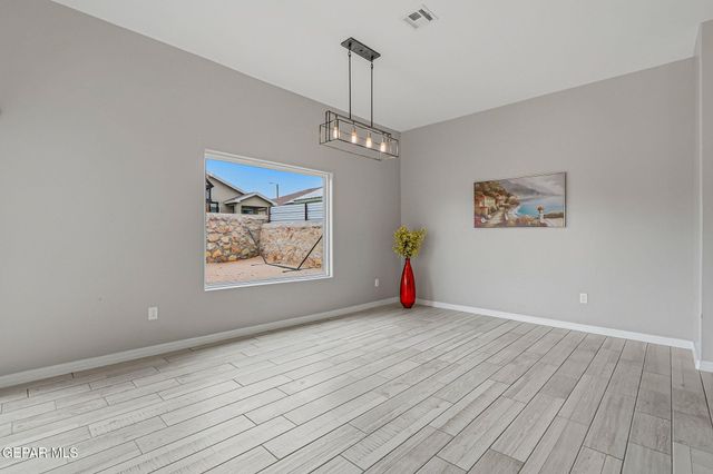 641 La Entrada Circle, Santa Teresa, NM 88008