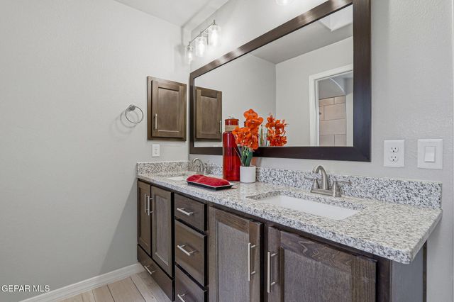 641 La Entrada Circle, Santa Teresa, NM 88008