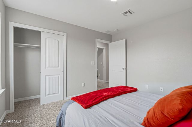 641 La Entrada Circle, Santa Teresa, NM 88008