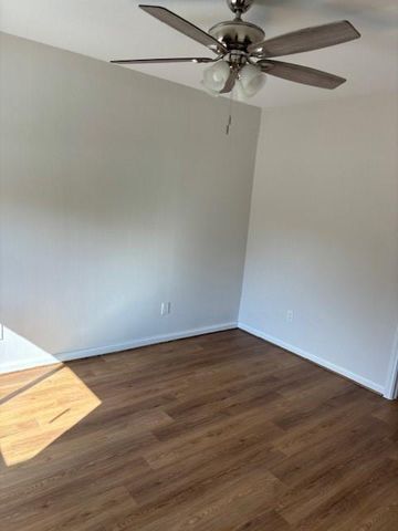 8167 Redfern Drive, Houston, TX 77033