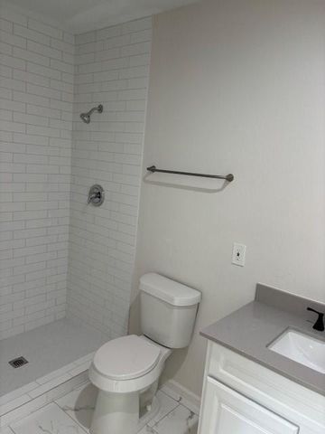 8167 Redfern Drive, Houston, TX 77033