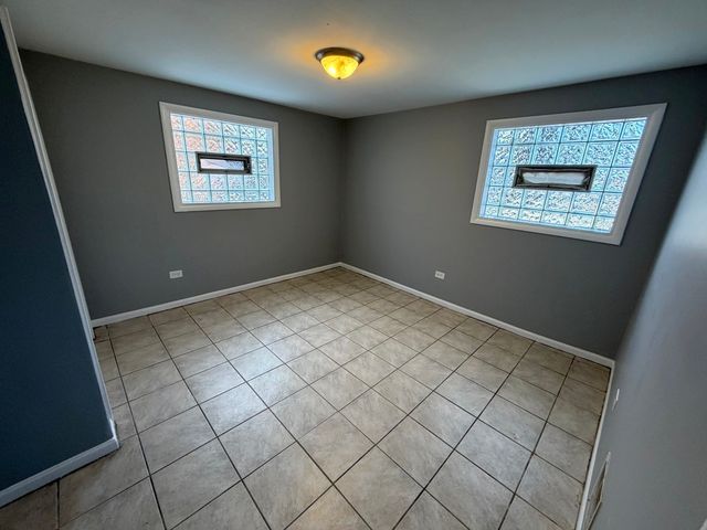 12204 S Lawndale Avenue, Alsip, IL 60803