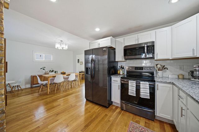 1132 S Champion Avenue, Columbus, OH 43206