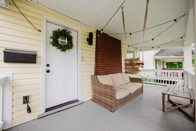 1132 S Champion Avenue, Columbus, OH 43206