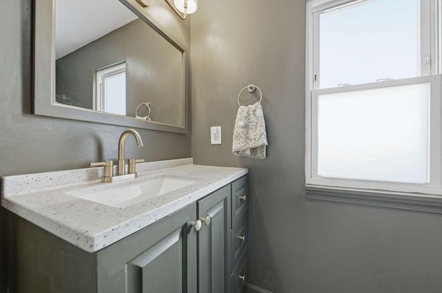1132 S Champion Avenue, Columbus, OH 43206