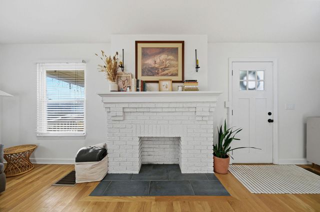 1132 S Champion Avenue, Columbus, OH 43206