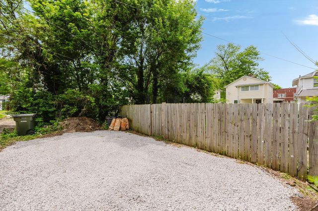 1132 S Champion Avenue, Columbus, OH 43206