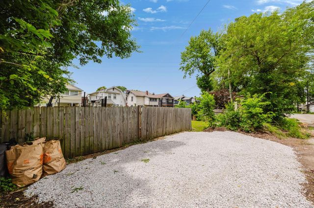 1132 S Champion Avenue, Columbus, OH 43206