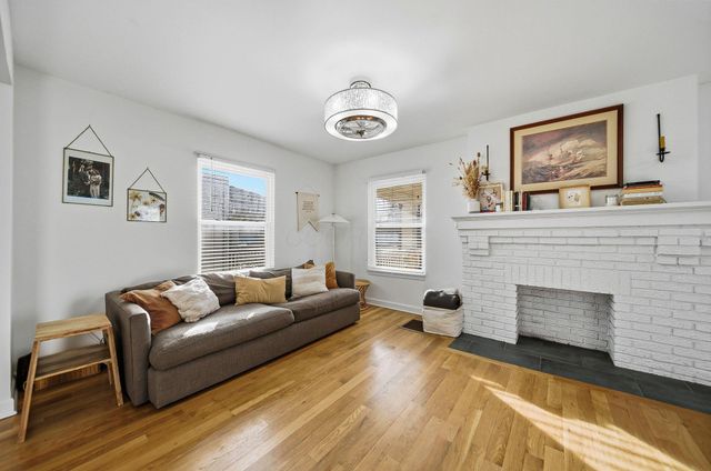 1132 S Champion Avenue, Columbus, OH 43206