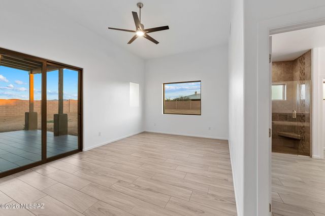 921 N Blue Slate Drive, Vail, AZ 85641