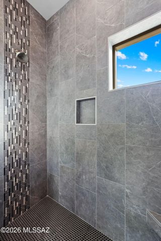 921 N Blue Slate Drive, Vail, AZ 85641