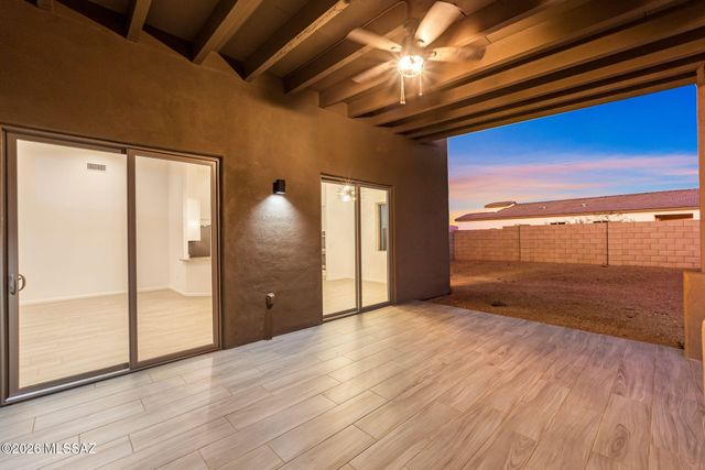 921 N Blue Slate Drive, Vail, AZ 85641