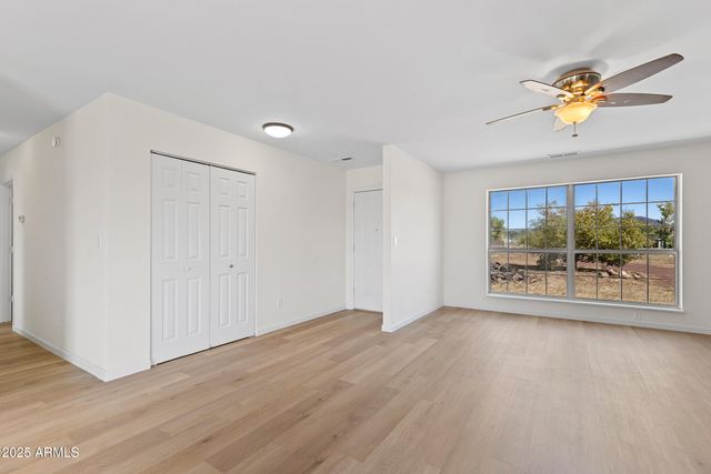 6040 E ROBLES Road, Flagstaff, AZ 86004