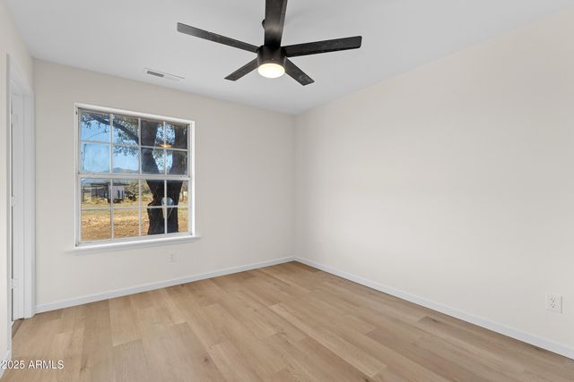 6040 E ROBLES Road, Flagstaff, AZ 86004