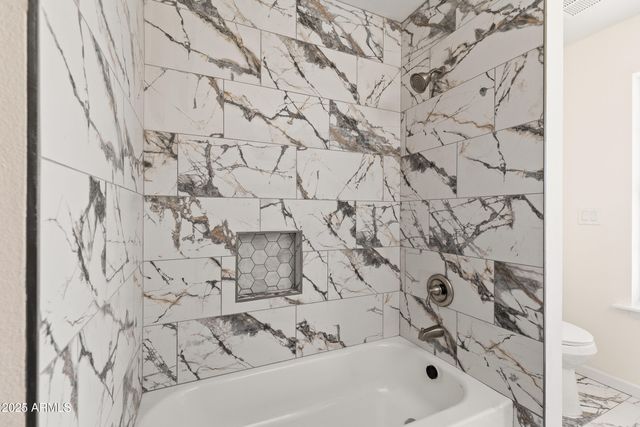 6040 E ROBLES Road, Flagstaff, AZ 86004