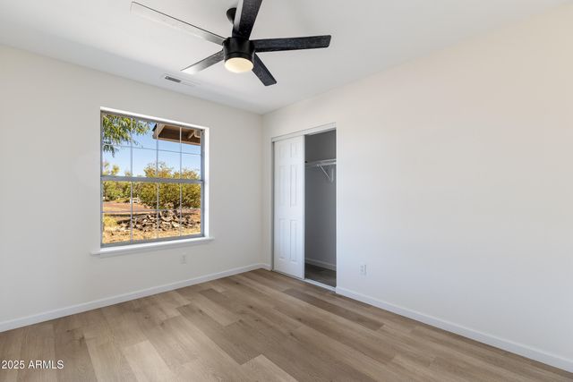 6040 E ROBLES Road, Flagstaff, AZ 86004