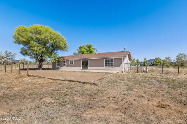 6040 E ROBLES Road, Flagstaff, AZ 86004