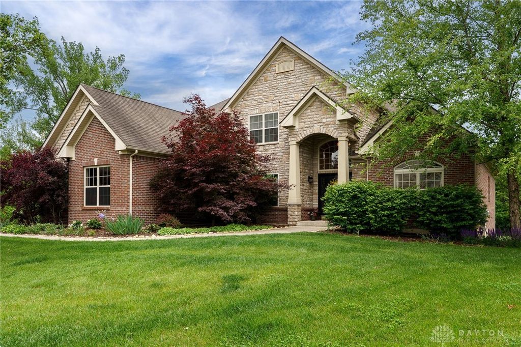 10067 Yearling Run, Dayton, OH 45458