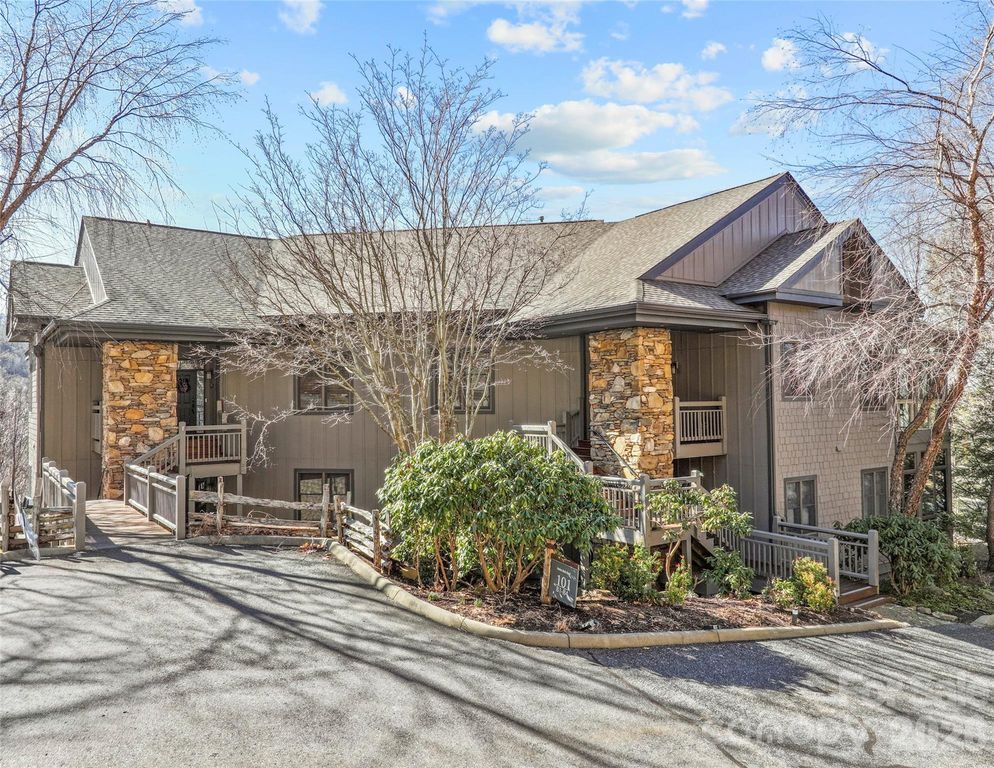 101 Spring Rock Road B3, Burnsville, NC 28714