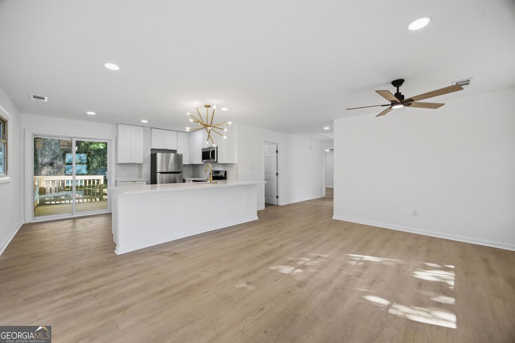 2184 Browns Mill Road SE, Atlanta, GA 30315 — photo 3