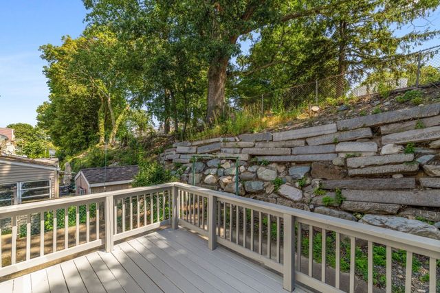 19 Elliott St, Melrose, MA 02176