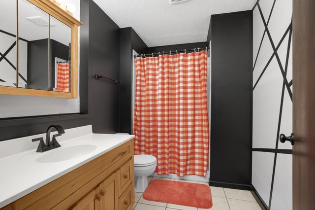 2173 Grimm Road, Chaska, MN 55318