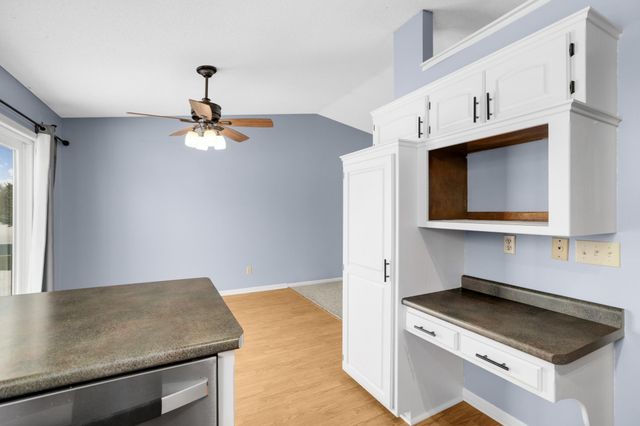 2173 Grimm Road, Chaska, MN 55318