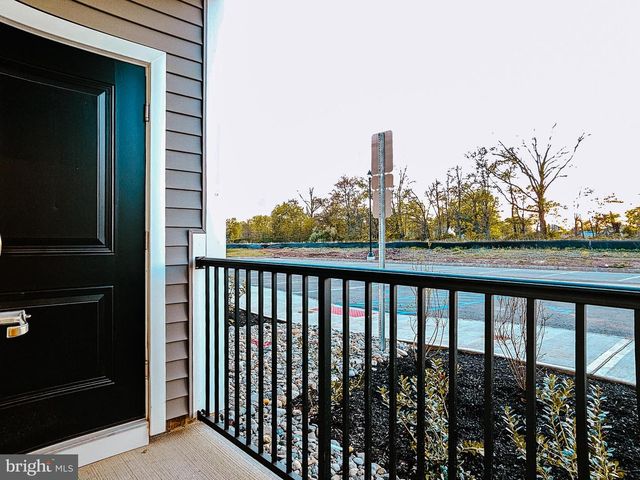 2107 PRINCE HALL DR, Pennington, NJ 08534