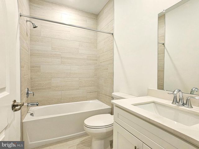 2107 PRINCE HALL DR, Pennington, NJ 08534