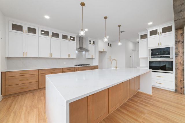 5910 Country Brook Court, Sugar Land, TX 77479