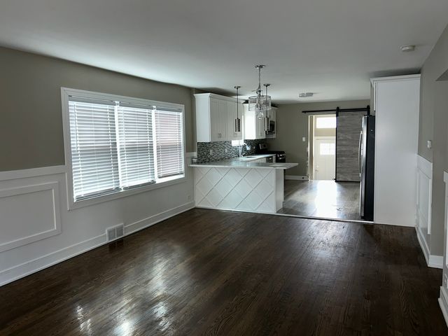 1757 E 71st Place, Chicago, IL 60649